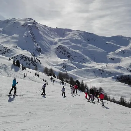 Pave * أَويستا